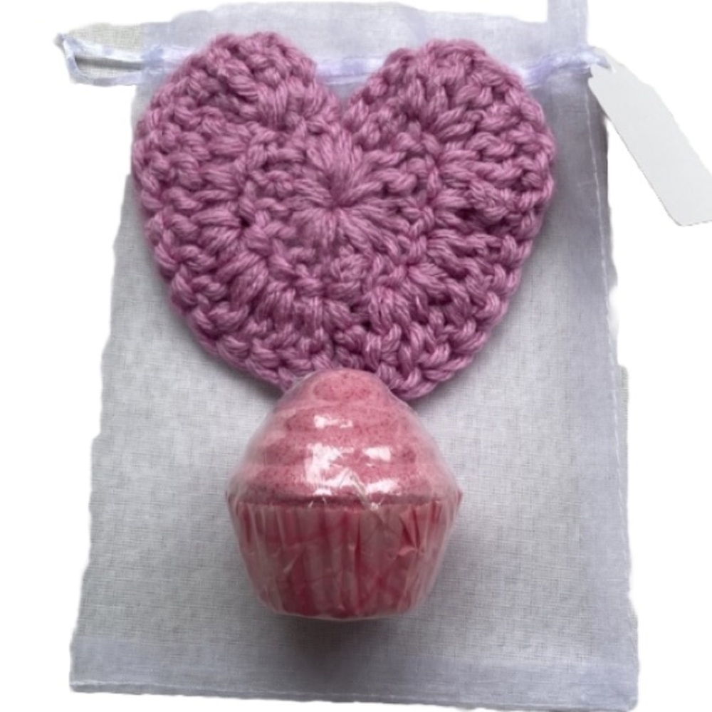 Heart Crochet Scrubby 4.25 x 4 inches and Mini Cupcake Bath Fizzie 2.5 oz  Lilac